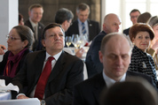 Government and the EC