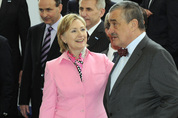 Hillary Clinton, Karel Schwarzenberg