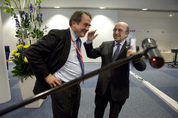 Quentin Peel, Joaquín Almunia