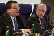 Alexandr Vondra, Joaquín Almunia