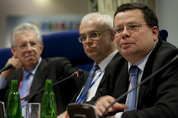 M. Monti, V. Špidla, A. Vondra