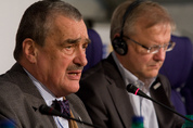 Karel Schwarzenberg, Olli Rehn