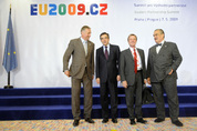 François Fillon, Bernard Kouchner