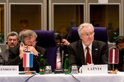 Jean Asselborn, Ēriks Zunda
